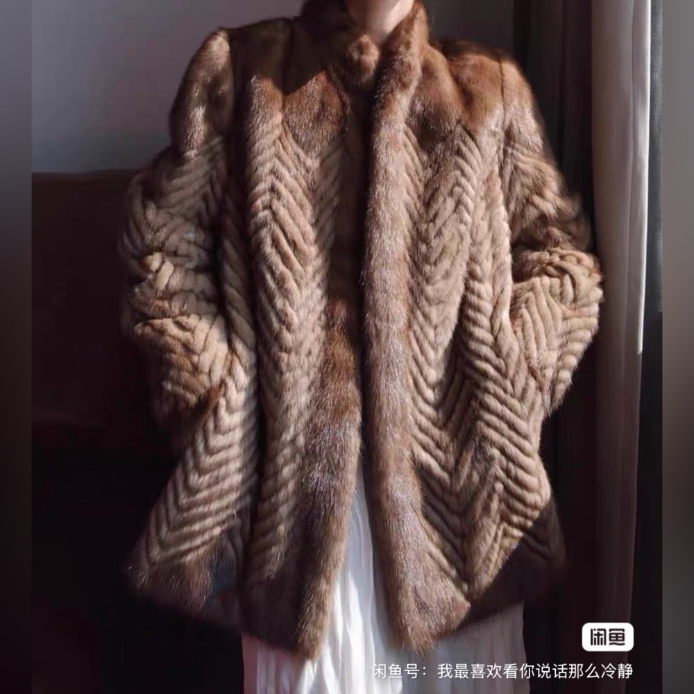 Luxurious high quality Real Mink Rich Brown Teddy Jacket